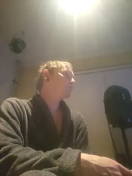 Snapshot of piercingpik chatting on 20, 4, 2026 piercingpik online show from 20, 4, 2026