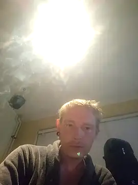 Snapshot of piercingpik chatting on 3, 5, 2026 piercingpik online show from 3, 5, 2026