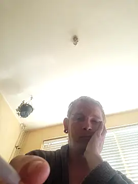 Snapshot of piercingpik chatting on 22, 5, 2026 piercingpik online show from 22, 5, 2026