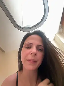 Snapshot of Lady_LauraRose chatting on 24, 10, 2025 Lady LauraRose online show from 24, 10, 2025