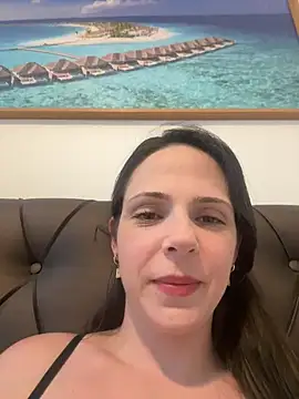 Snapshot of Lady_LauraRose chatting on 29, 10, 2025 Lady LauraRose online show from 29, 10, 2025