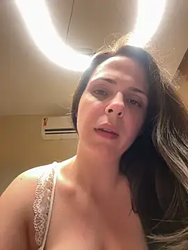 Snapshot of Lady_LauraRose chatting on 8, 11, 2025 Lady LauraRose online show from 8, 11, 2025