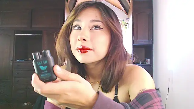 Shisuku Sophi online show from 21, 9, 2025