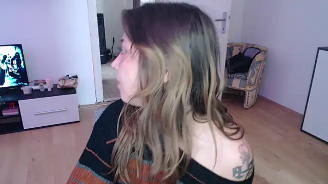 Aliens4twenty online show from 2, 11, 2025