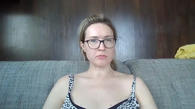 Snapshot of Jugira chatting on 18, 6, 2026 Jugira online show from 18, 6, 2026