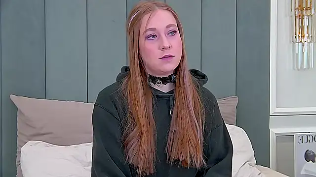 MiaEuphoria  online show from 2, 12, 2025