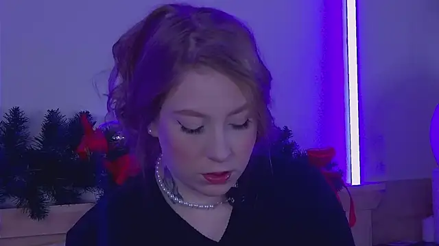 MiaEuphoria  online show from 17, 12, 2025