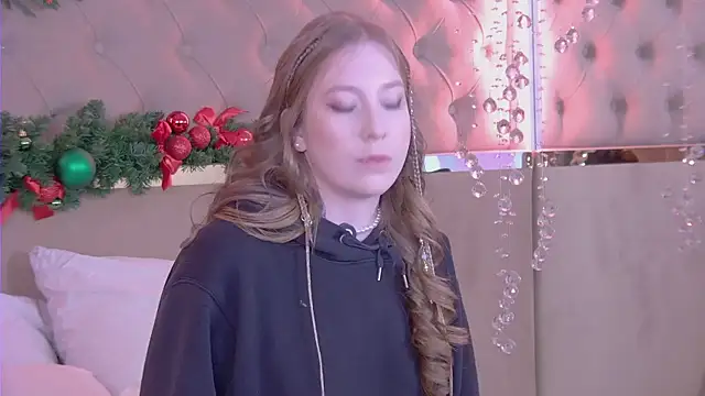 MiaEuphoria  online show from 22, 12, 2025