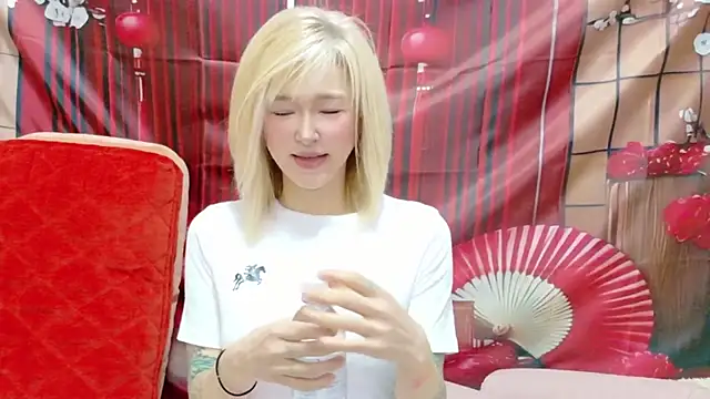 Snapshot of kimagure-fu- chatting on 19, 6, 2026 kimagure-fu- online show from 19, 6, 2026
