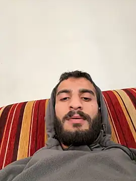 Snapshot of Ylcn11 chatting on 14, 11, 2025 Ylcn11 online show from 14, 11, 2025