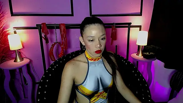 Snapshot of Doll4anall chatting on 5, 11, 2025 Doll4anall online show from 5, 11, 2025