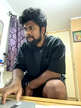 Snapshot of CrazyShashank chatting on 7, 11, 2025 CrazyShashank online show from 7, 11, 2025