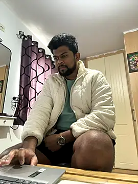 Snapshot of CrazyShashank chatting on 30, 11, 2025 CrazyShashank online show from 30, 11, 2025