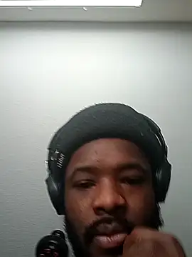 Snapshot of Kaalum561 chatting on 24, 11, 2025 Kaalum561 online show from 24, 11, 2025