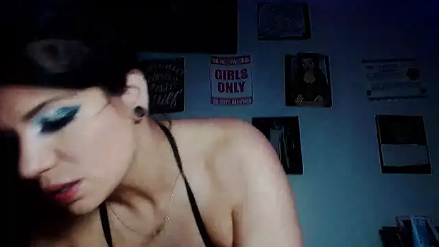 Snapshot of ovmilf chatting on 1, 5, 2026 ovmilf online show from 1, 5, 2026