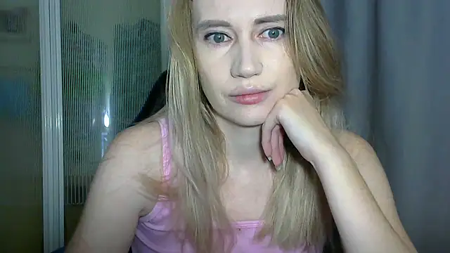 JessFoxxx online show from 12, 11, 2025