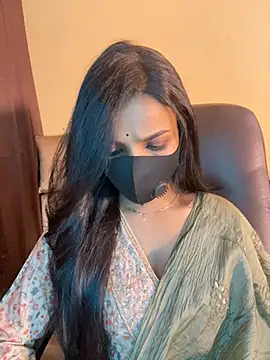 Snapshot of its_ur_flora chatting on 4, 2, 2026 its ur flora online show from 4, 2, 2026