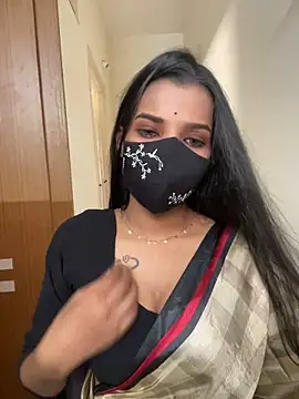 Snapshot of its_ur_flora chatting on 10, 4, 2026 its ur flora online show from 10, 4, 2026