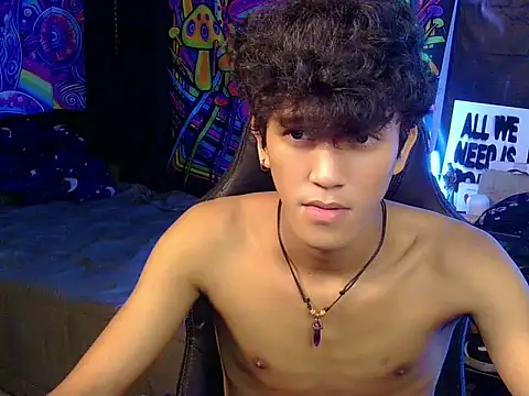 Snapshot of kenbigcockxx chatting on 3, 7, 2026 kenbigcockxx online show from 3, 7, 2026