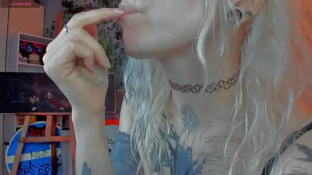 Snapshot of tattoo_art_baby chatting on 22, 6, 2026 tattoo art baby online show from 22, 6, 2026