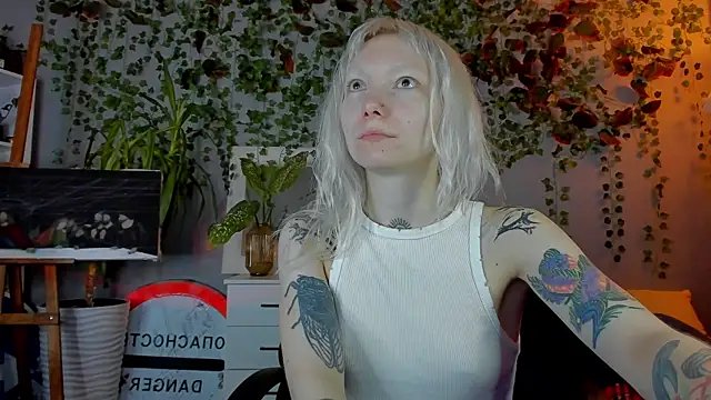 Snapshot of tattoo_art_baby chatting on 20, 7, 2026 tattoo art baby online show from 20, 7, 2026