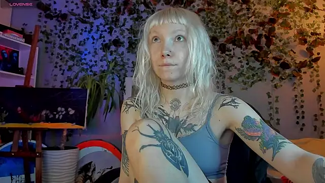Snapshot of tattoo_art_baby chatting on 1, 8, 2026 tattoo art baby online show from 1, 8, 2026