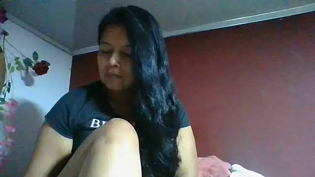 Snapshot of DianaOchoa_ chatting on 16, 6, 2026 DianaOchoa online show from 16, 6, 2026