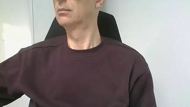 Snapshot of Sensor2000 chatting on 2, 2, 2026 Sensor2000 online show from 2, 2, 2026