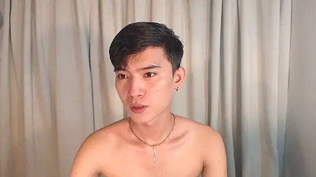 Snapshot of asian_dai chatting on 24, 9, 2025 asian dai online show from 24, 9, 2025