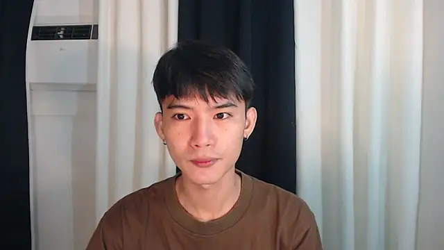 Snapshot of asian_dai chatting on 19, 10, 2025 asian dai online show from 19, 10, 2025