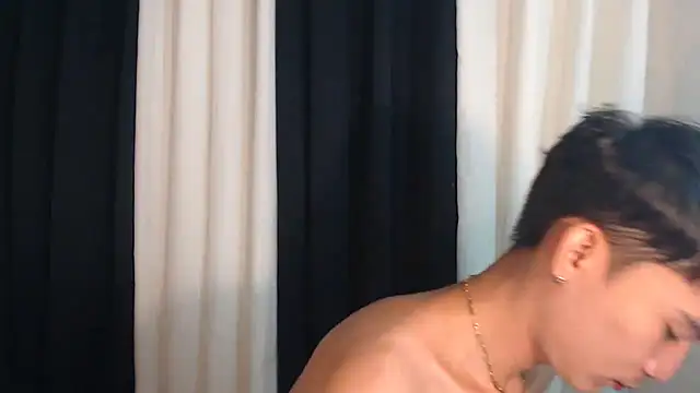 Snapshot of asian_dai chatting on 21, 10, 2025 asian dai online show from 21, 10, 2025