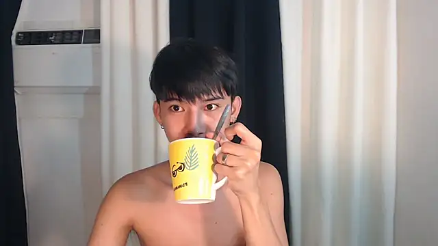 Snapshot of asian_dai chatting on 2, 11, 2025 asian dai online show from 2, 11, 2025