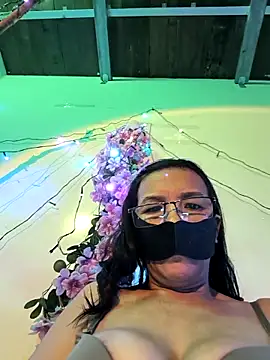 Tina 2pp online show from 26, 11, 2025