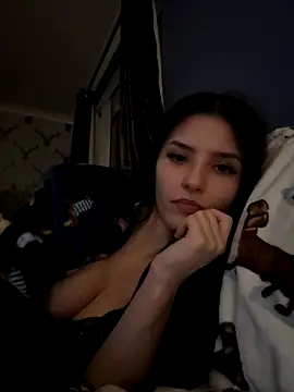 Snapshot of Naughty_CrystalXX chatting on 26, 9, 2025 Naughty CrystalXX online show from 26, 9, 2025