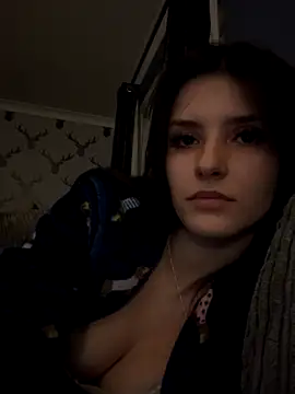 Snapshot of Naughty_CrystalXX chatting on 29, 9, 2025 Naughty CrystalXX online show from 29, 9, 2025