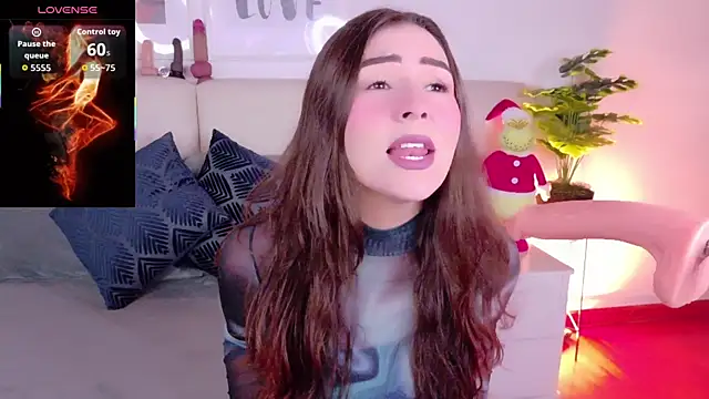 Snapshot of Heraa_Piett chatting on 15, 12, 2025 Heraa Piett online show from 15, 12, 2025