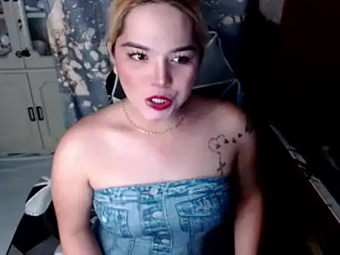 Snapshot of blonditax1111 chatting on 22, 10, 2025 blonditax1111 online show from 22, 10, 2025