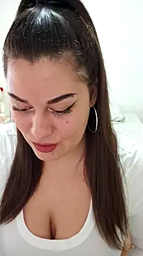 Larissa4U online show from 17, 11, 2025