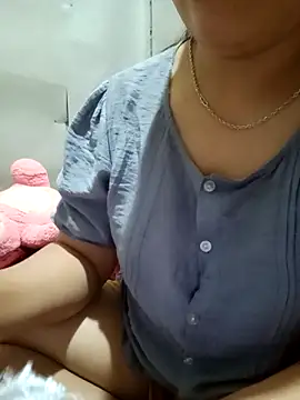 jienrrr online show from 14, 4, 2026