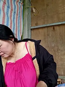 Snapshot of yoowwmr chatting on 31, 10, 2025 yoowwmr online show from 31, 10, 2025