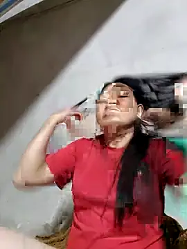 Snapshot of yoowwmr chatting on 9, 11, 2025 yoowwmr online show from 9, 11, 2025