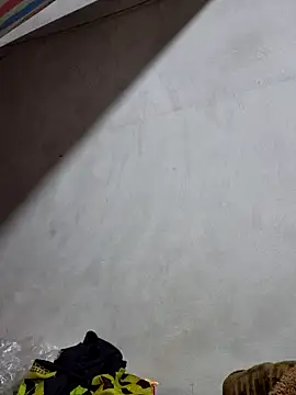 Snapshot of yoowwmr chatting on 12, 11, 2025 yoowwmr online show from 12, 11, 2025