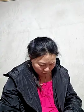 Snapshot of yoowwmr chatting on 22, 11, 2025 yoowwmr online show from 22, 11, 2025