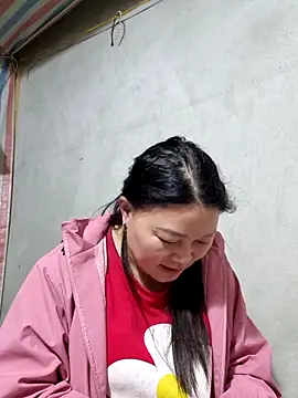 Snapshot of yoowwmr chatting on 5, 12, 2025 yoowwmr online show from 5, 12, 2025