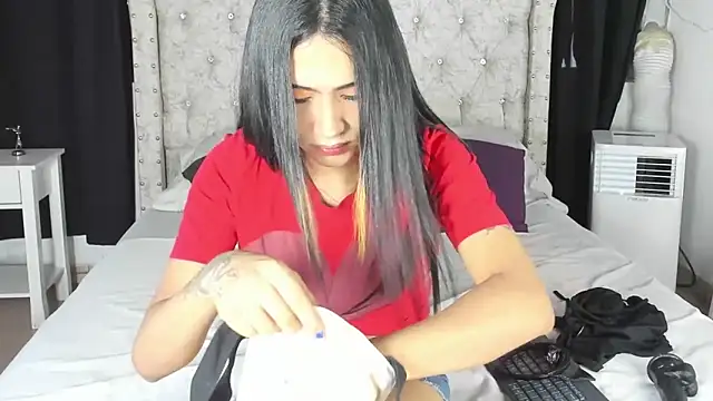 Snapshot of aleja_spearsx chatting on 17, 6, 2026 aleja spearsx online show from 17, 6, 2026