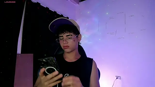 Snapshot of Jostin18 chatting on 30, 5, 2026 Jostin18 online show from 30, 5, 2026