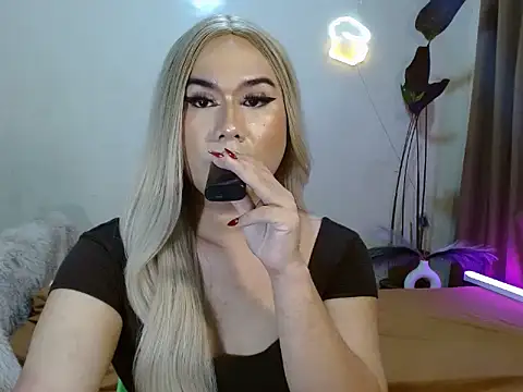 longoria crawford online show from 19, 9, 2025