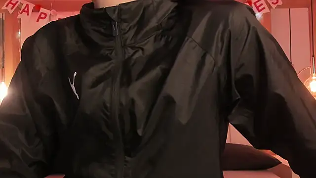 Daphne And Roger online show from 12, 2, 2026