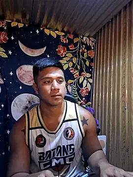 Snapshot of mr_dave chatting on 15, 12, 2025 mr dave online show from 15, 12, 2025