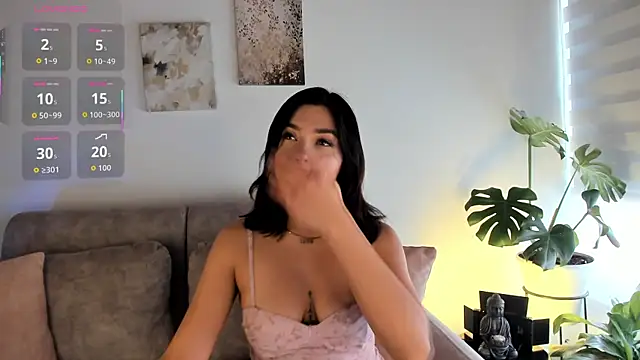 Estrer collins online show from 24, 10, 2025